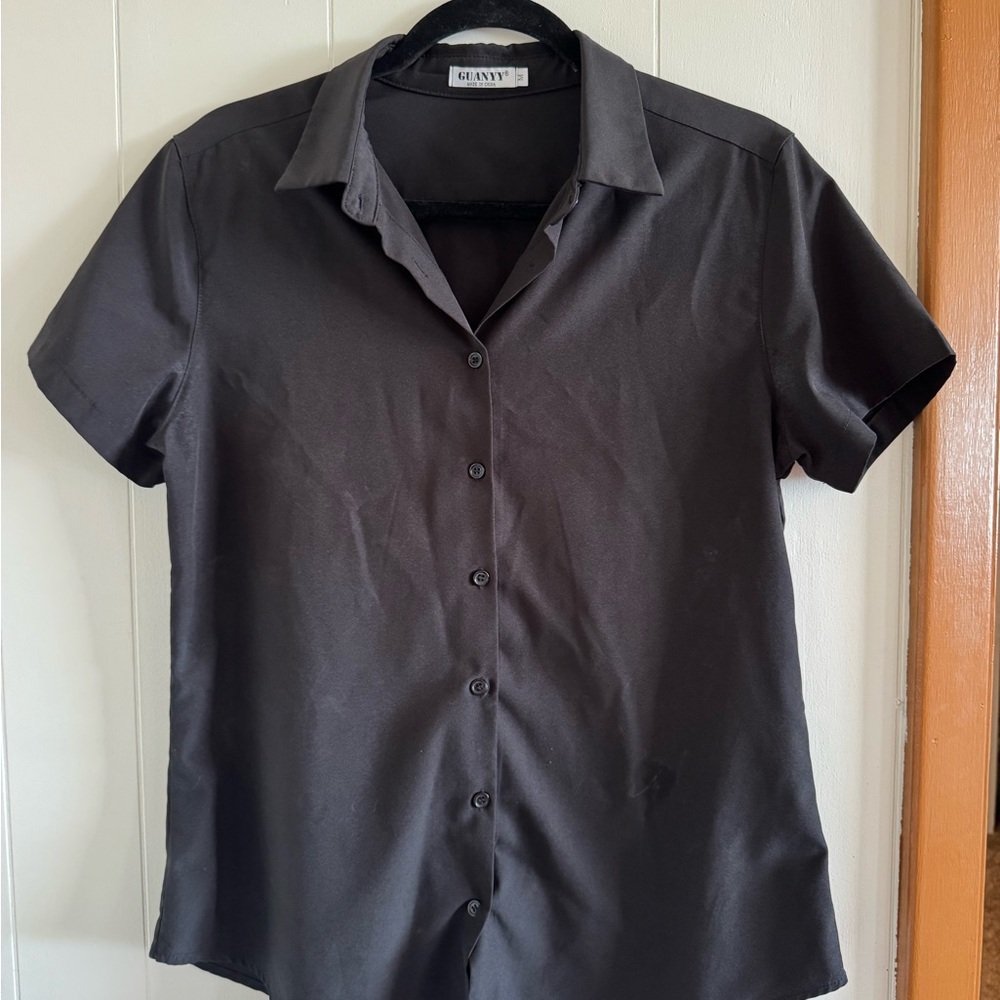 Elegant Black Short Sleeve Shirt by